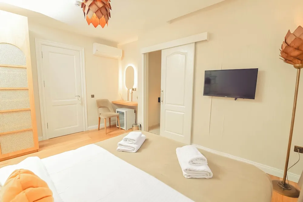 Deluxe Sokak Manzarali 2 Kisilik