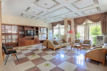 Kandelor Hotel