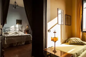 Domus Laeta