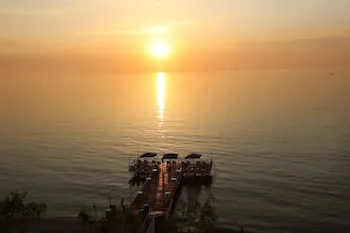 Grand Koru Otel Beach