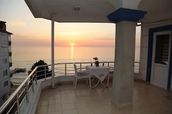 Grand Koru Otel Beach