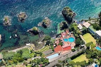 Strand Hotel Terme Delfini