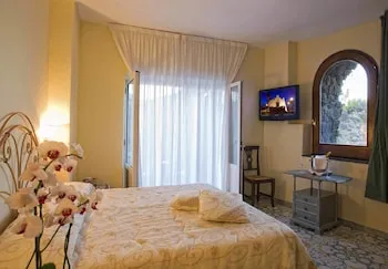 Strand Hotel Terme Delfini