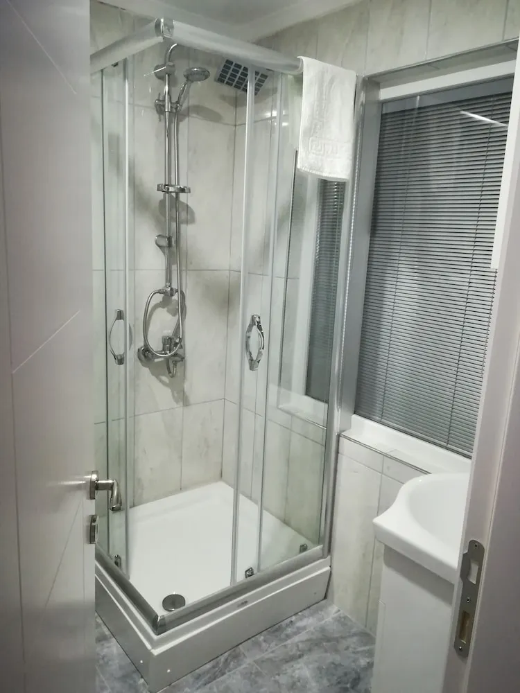 Deluxe Tek Büyük Yataklı Oda, 1 En Büyük (King) Boy Yatak, Sıcak Su Küveti