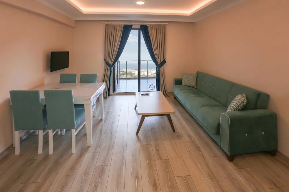 Apart Daire, 2 Yatak Odası, Deniz Manzaralı