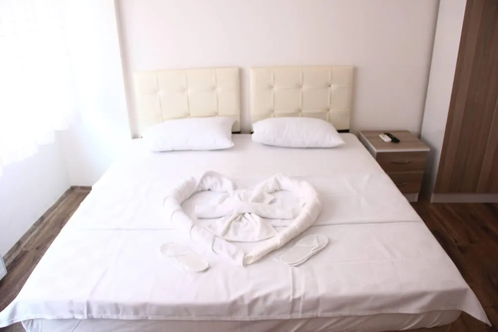 Economy Tek Büyük Yataklı Oda