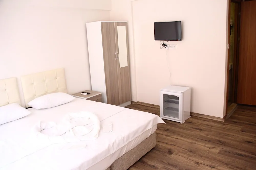 Economy Tek Büyük Yataklı Oda