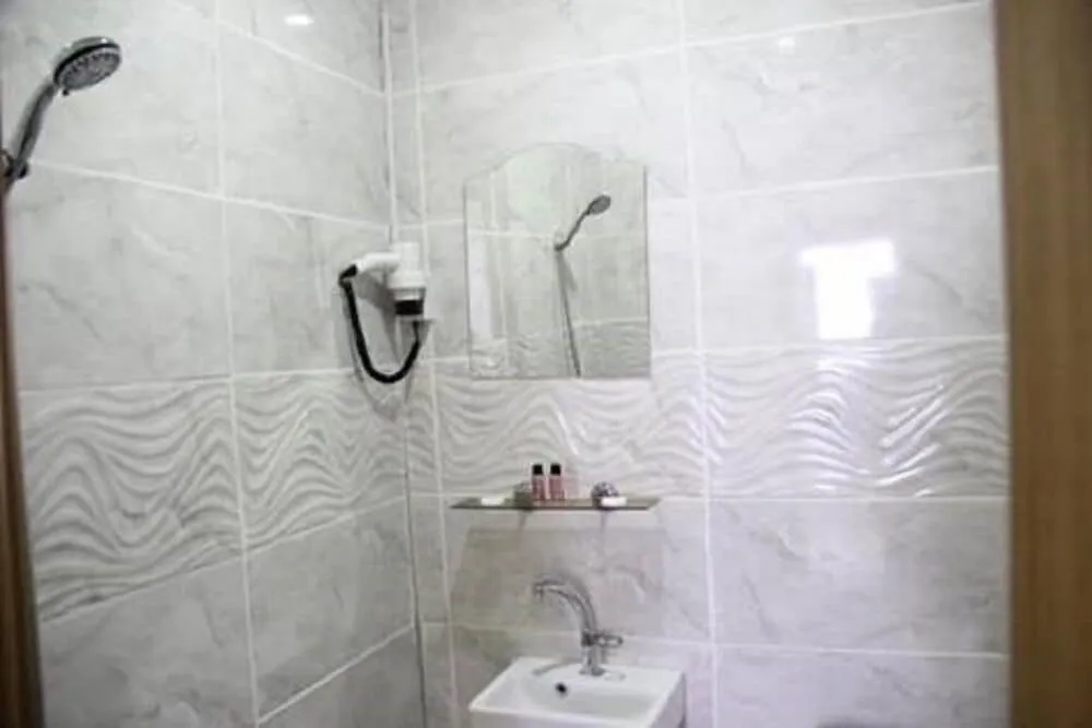 Economy Tek Büyük Yataklı Oda