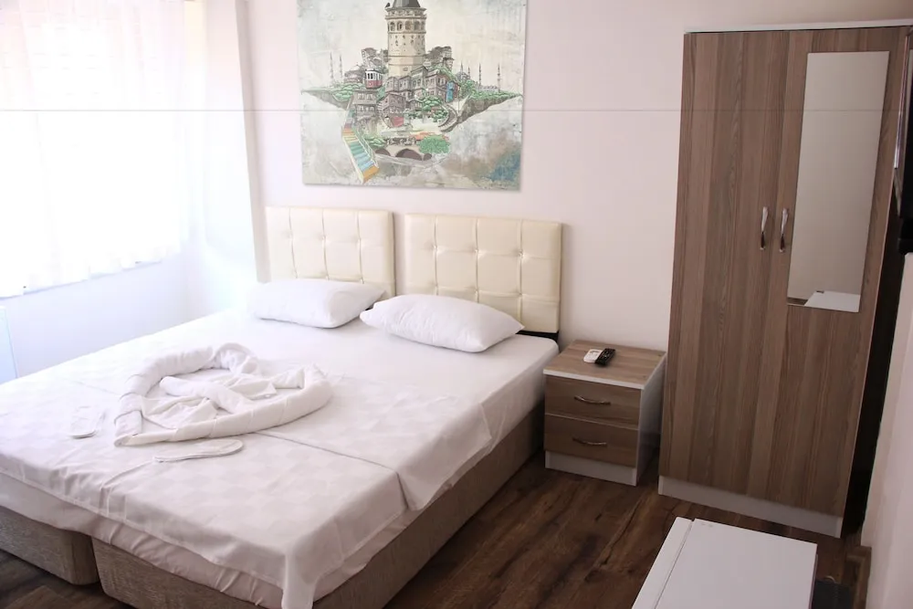 Standard Tek Büyük Yataklı Oda