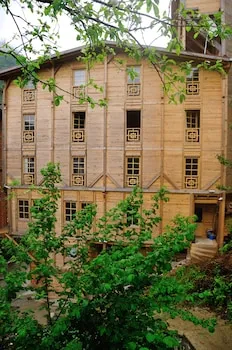 Ahşap Loya Otel