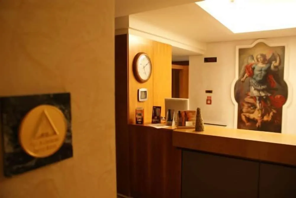 Solofra Palace Hotel Resorts