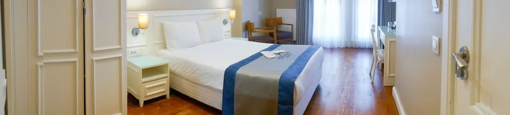 Comfort Tek Büyük Yataklı Oda, 1 Büyük (Queen) Boy Yatak, Ek Bina