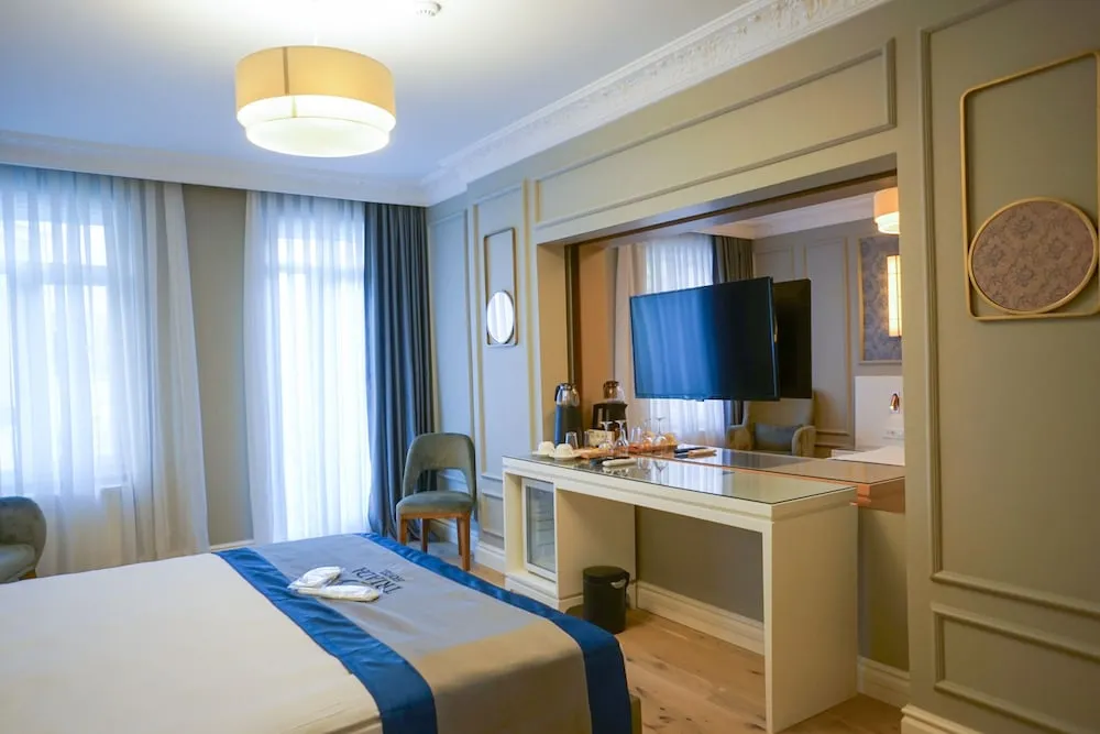 Executive Stüdyo Süit, Ek Bina