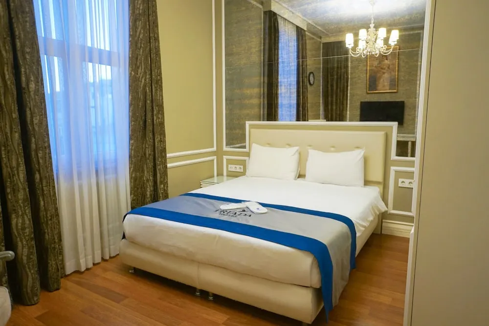 Deluxe Tek Büyük Yataklı Oda (Annex)