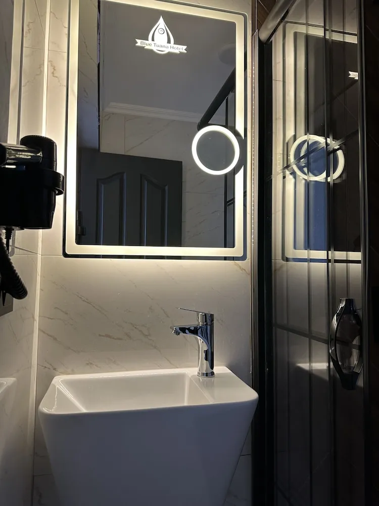 Standard Tek Büyük Yataklı Oda, Deniz Manzaralı