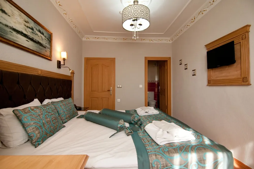 Standard Tek Büyük Yataklı Oda