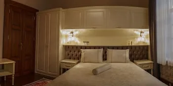 Verula City Luxury Villa