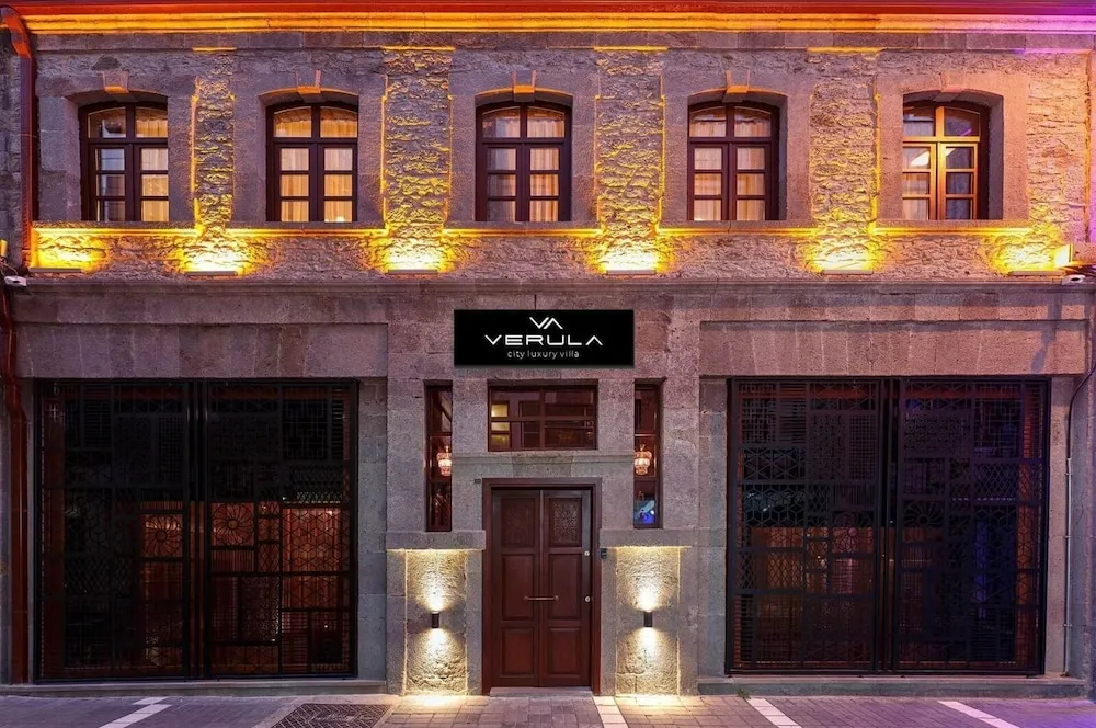 Verula City Luxury Villa