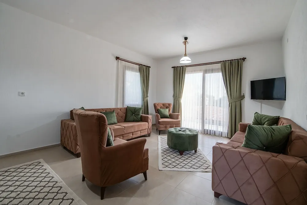Economy Apart Daire, Bahçe Manzaralı