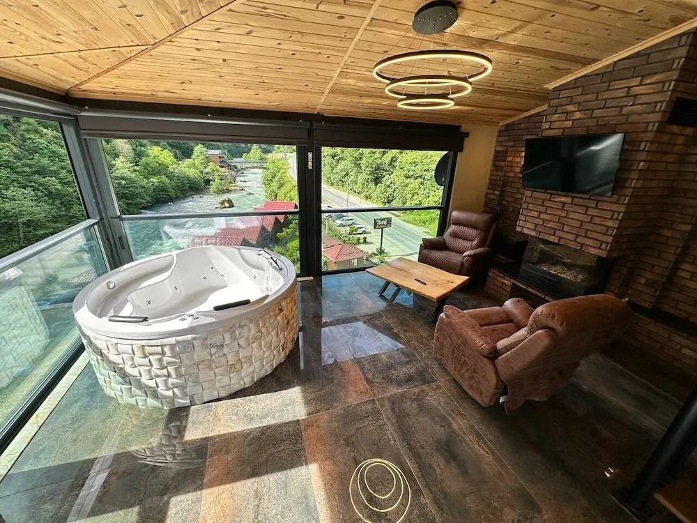 Honeymoon Apart Daire, 2 Yatak Odası, Sigara İçilmez, Nehir Manzaralı