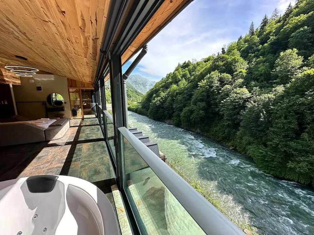 Honeymoon Apart Daire, 2 Yatak Odası, Sigara İçilmez, Nehir Manzaralı