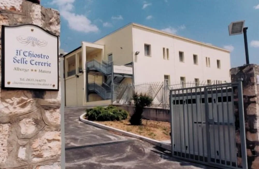 Konaklama yerinin ön cephesi