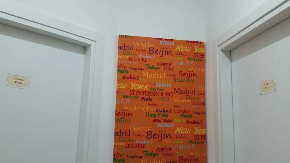 İç mekân girişi