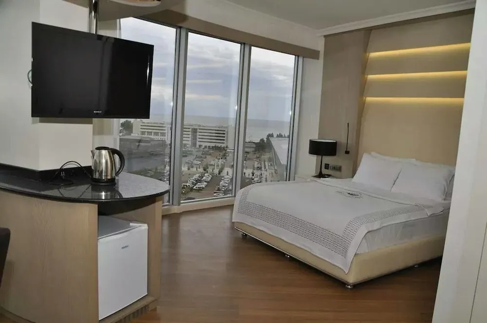 Deluxe Tek Büyük veya İki Ayrı Yataklı Oda, Deniz Manzaralı