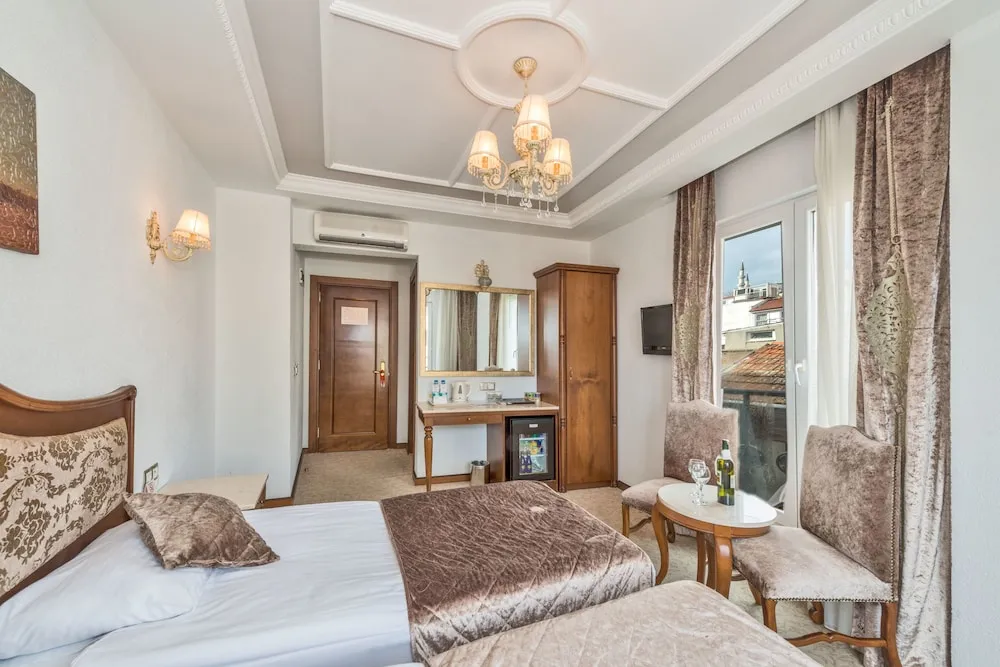 Standard Üç Kişilik Oda