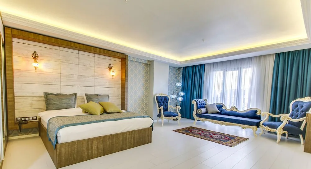 Deluxe Tek Büyük Yataklı Oda