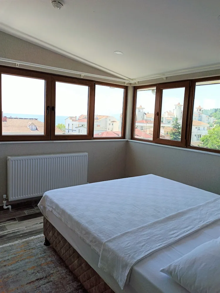 Panorama Sea View Suite