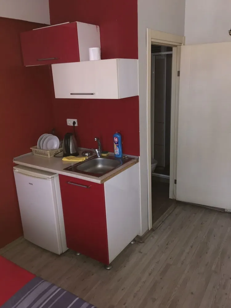 Tek Büyük Yataklı Oda, 1 Çift Kişilik Yatak