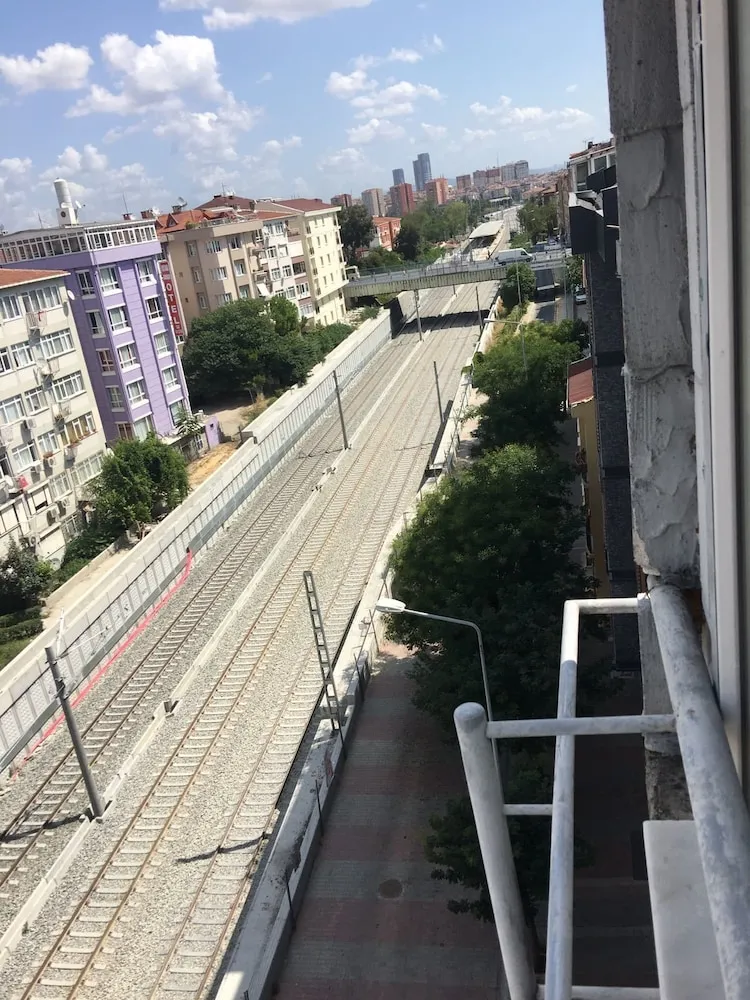 Tek Büyük Yataklı Oda, 1 Çift Kişilik Yatak