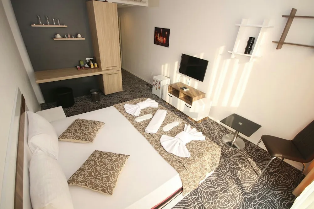 Deluxe Stüdyo