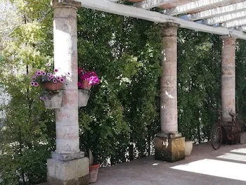 Agorà Suites & Apartments