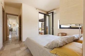 Villa Dahlia
