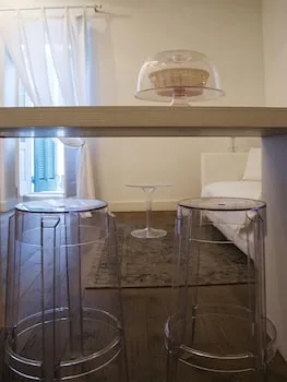 Suite Home Trani