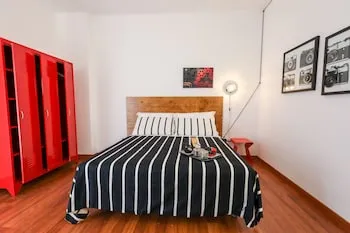 Travel B&B