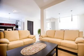 Villa Thidis