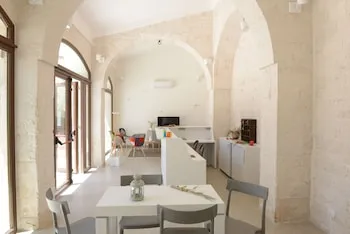 Domus Antiqua Residence
