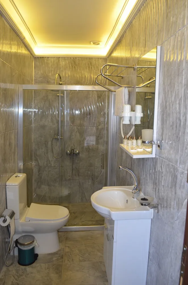 Standard Üç Kişilik Oda, Şehir Manzaralı