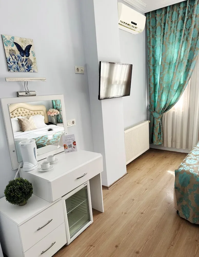 Standard Tek Büyük veya İki Ayrı Yataklı Oda