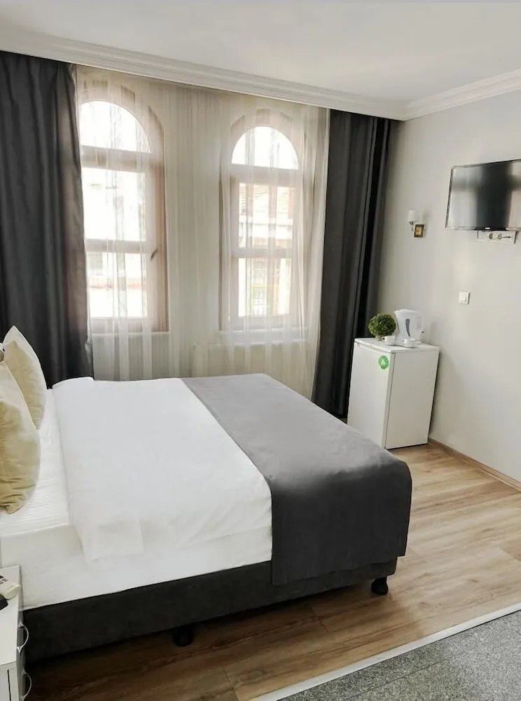 Standard Dört Kişilik Oda