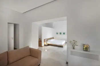 Santacroce Luxury Rooms