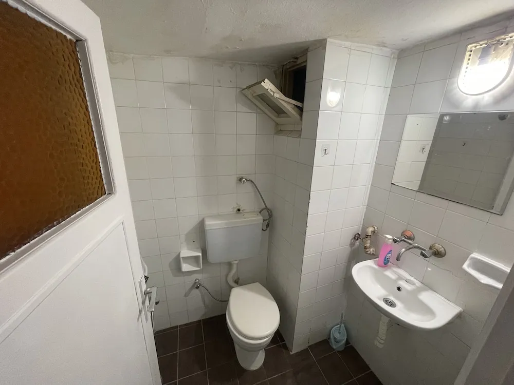 Üç Kişilik Oda, Özel Banyo