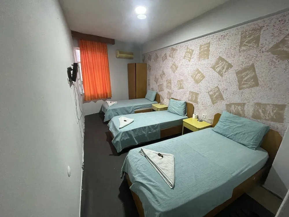 Üç Kişilik Oda, Özel Banyo