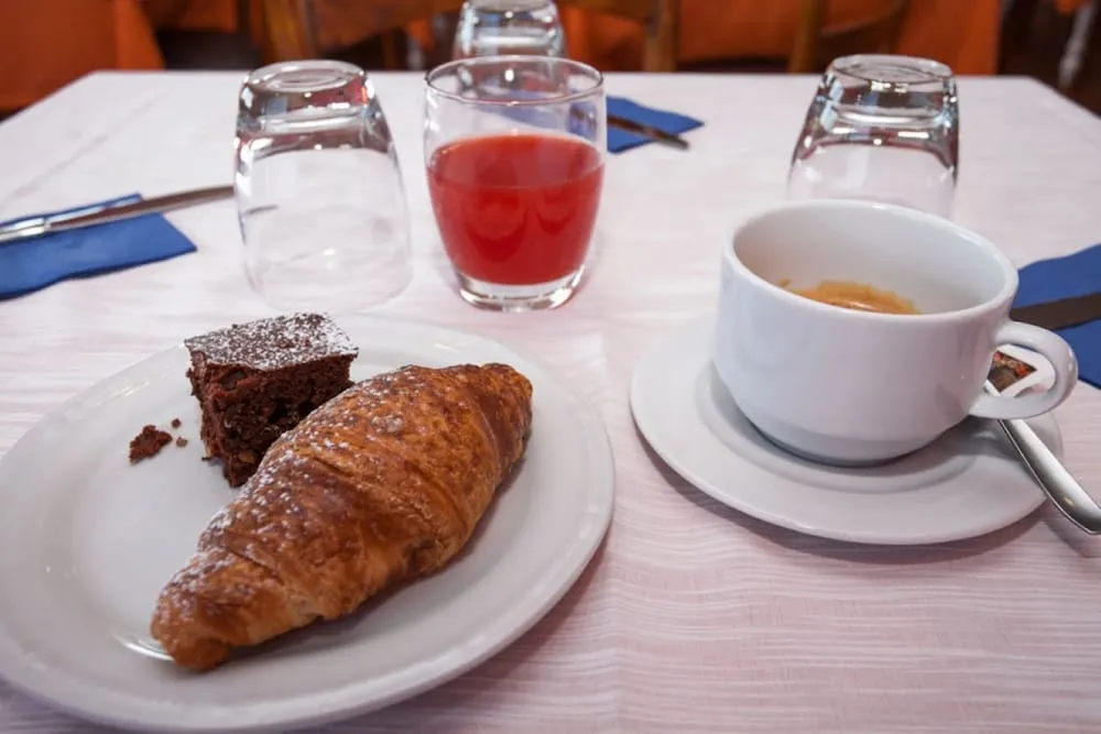 Açık büfe kahvaltı