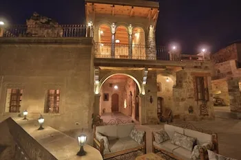 Abuhayat Cave Suites