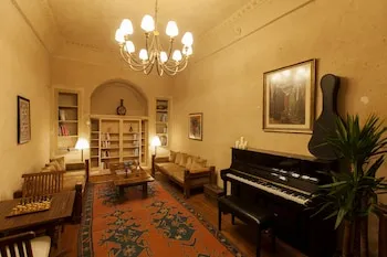 4 Oda Cave Hotel