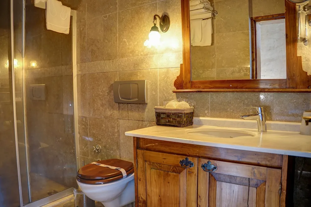 Deluxe Üç Kişilik Oda